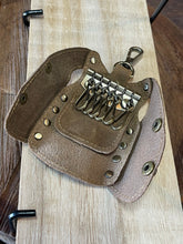 Load image into Gallery viewer, Key Holder - Keyring - Leather