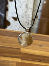 Load image into Gallery viewer, Necklace - Leather + Hide 02