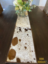 Load image into Gallery viewer, Table Runner - 200cm - 066