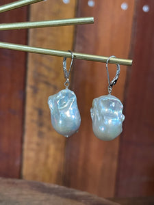 Earrings - Baroque Pearl  - 302