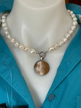 Load image into Gallery viewer, Necklace - Pearl + Pendant 08
