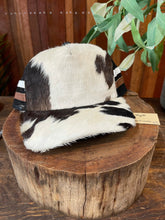 Load image into Gallery viewer, Cap - Cowhide 09