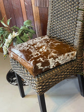 Load image into Gallery viewer, Cushion Cover - Chair / Seat 08