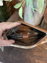 Load image into Gallery viewer, Purse - Clutch - Mandy Must Have 027
